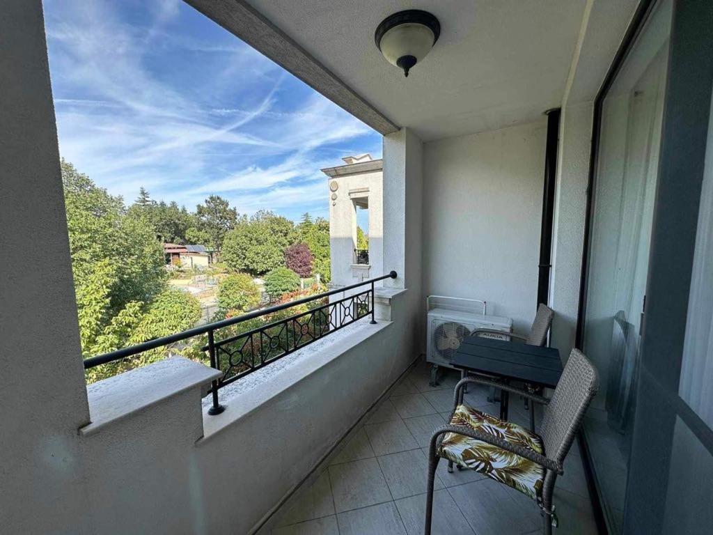 Apartment Niya Kavaci Life