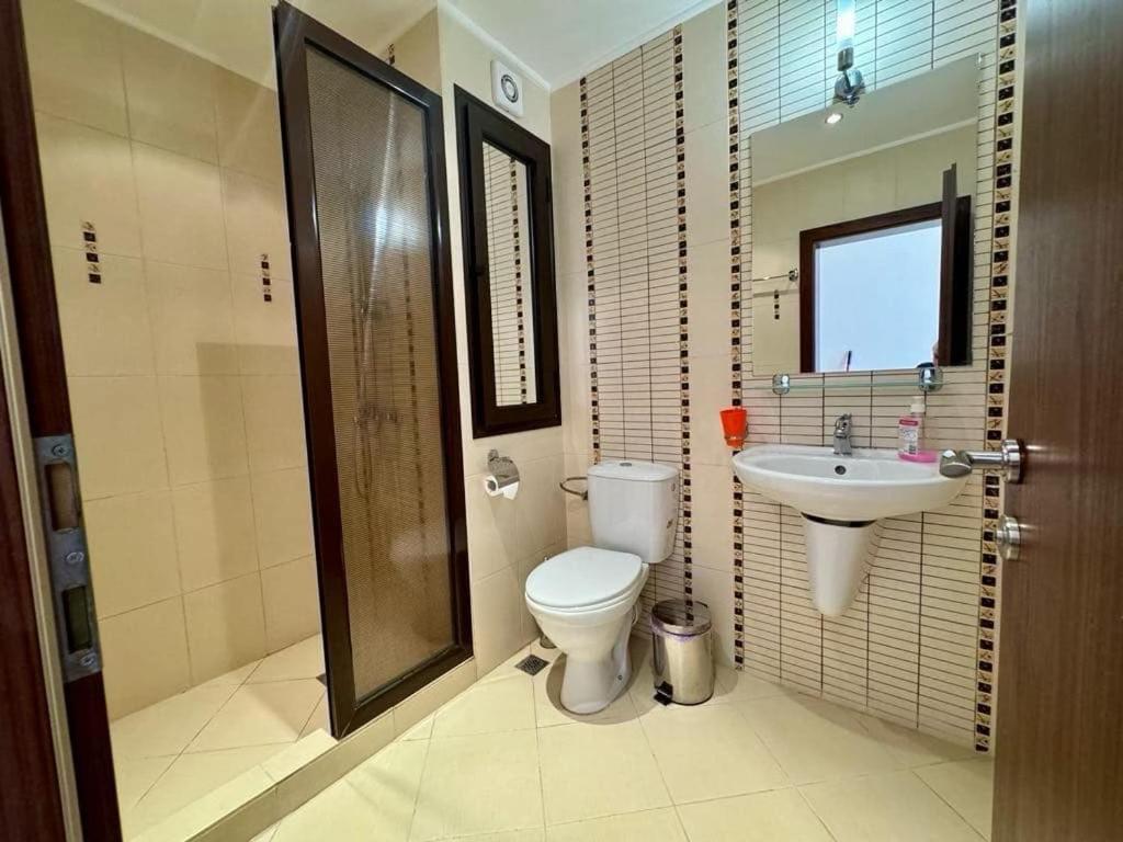 Niya Kavaci Life Apartment